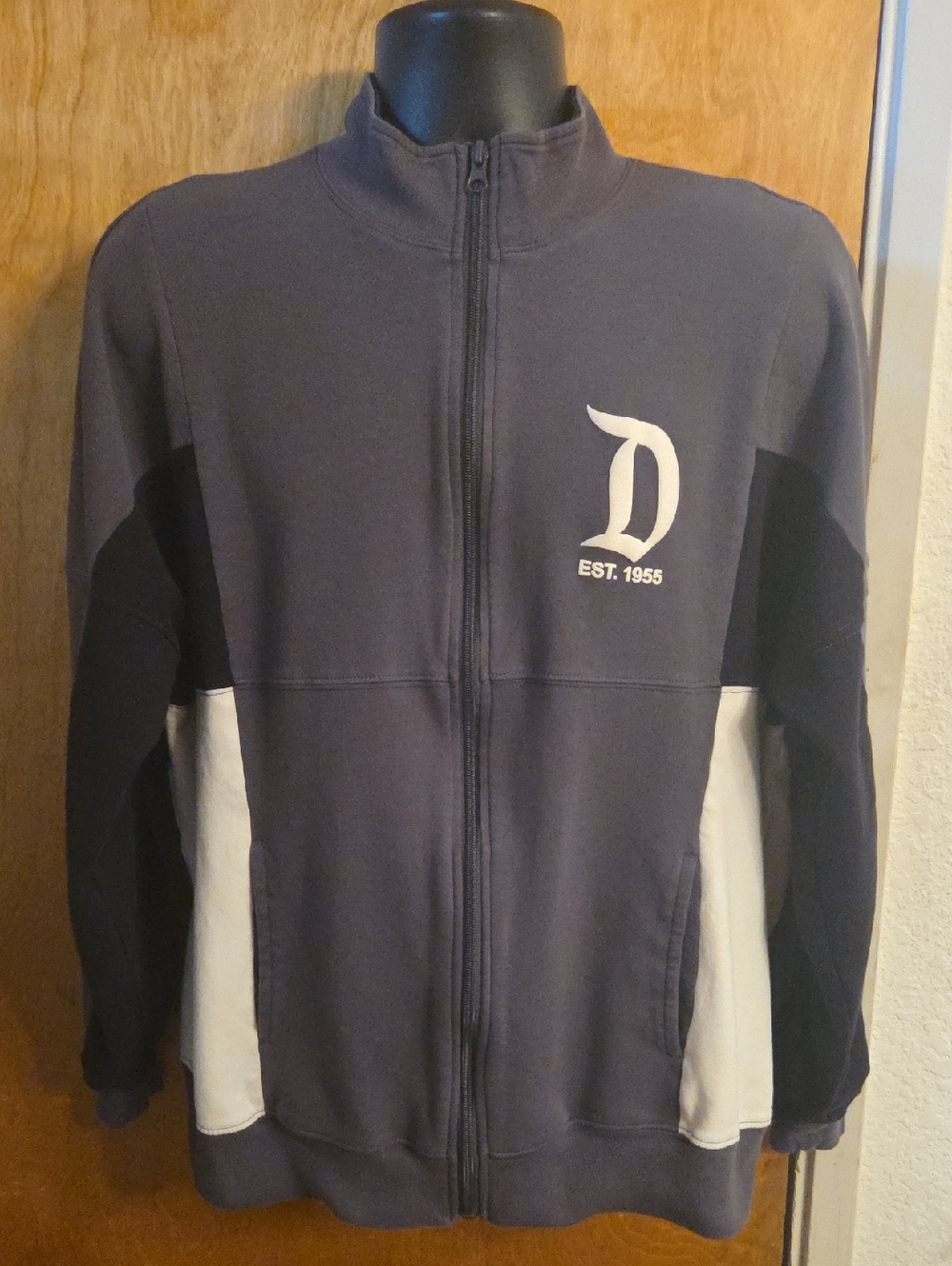 Disneyland Spirit Jersey Jacket for Adults Size Large Full Zip Up